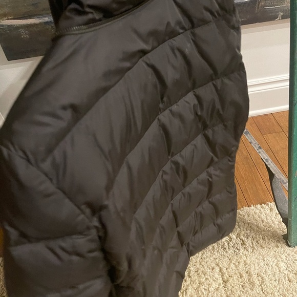 PRADA Down filled JACKET  Nylon , 100% down filled size small****missing hood - Picture 6 of 10